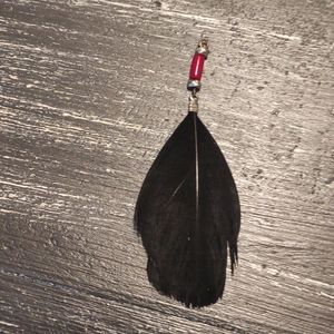 Feather pendant